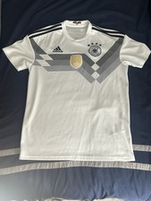 Men medium adidas for sale  Virginia Beach