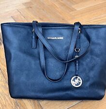 Michael Kors czarna duża torebka damska, skórzana, stan bardzo dobry na sprzedaż  PL