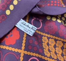 Salvatore ferragamo silk d'occasion  Expédié en Belgium