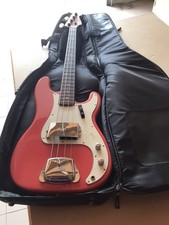 Fender précision bass d'occasion Fender précision bass d'occasion  Saint-Père-en-Retz