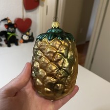 Whole large pineapple for sale  Oakley