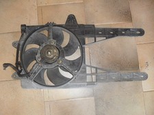 Complete radiator fan d'occasion  Expédié en Belgium