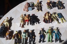 Important lot figurines d'occasion  Lyon VII