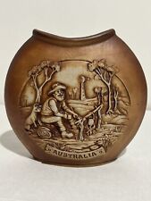 Swagman pottery vase for sale  ABERTILLERY
