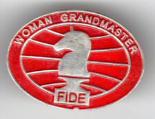FEDERAÇÃO INTERNACIONAL DE XADREZ (FIDE) MULHER GRANDE MESTRE VERMELHO comprar usado  Enviando para Brazil