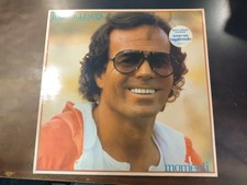 Julio iglesias momenti usato  Imola