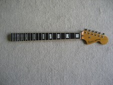 Parafango squier jaguar usato  Spedire a Italy