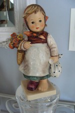 Adorable figurine porcelaine d'occasion  Annecy