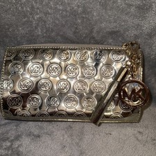 Estojo cosmético monograma dourado Michael Kors novo sem etiquetas logotipo MK borla pendurada comprar usado  Enviando para Brazil