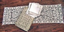 Vtg table runner for sale  Thomaston