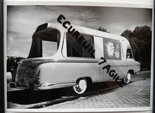 Photo camion publicitaire d'occasion  Beaufort-en-Vallée