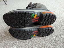 Goretex walking boots for sale  WALLASEY