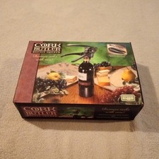 Abridor de garrafa de mordomo de cortiça novo em folha remove rolhas com facilidade na caixa novo em folha comprar usado Abridor de garrafa de mordomo de cortiça novo em folha remove rolhas com facilidade na caixa novo em folha comprar usado  Enviando para Brazil