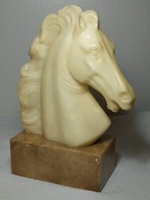 Scultura testa cavallo usato  Milano