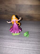 Disney Princesa Rapunzel y Pascal Figura Pastel Topper Juguete segunda mano  Embacar hacia Argentina