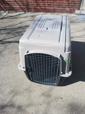 Medium pet kennel for sale  Livonia