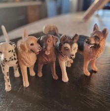 Schleich dogs labrodor for sale  CARMARTHEN