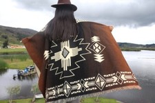 Alpaca wool poncho d'occasion  Expédié en Belgium