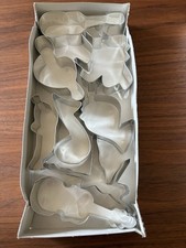 Usado, 8 cortadores de biscoitos inspirados em música de metal em caixa guitarra/baixo/piano/nota +mais comprar usado Usado, 8 cortadores de biscoitos inspirados em música de metal em caixa guitarra/baixo/piano/nota +mais comprar usado  Enviando para Brazil