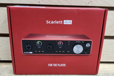 Interface de áudio USB Focusrite Scarlett 4i4 - CAIXA ABERTA, NOVA! comprar usado  Enviando para Brazil
