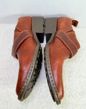 Born women brown for sale  Rockford