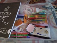 Lot fourniture scolaire d'occasion  Saint-Doulchard