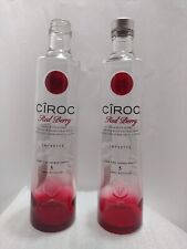 2 BOTELLAS VACÍAS DE VODKA CIROC BAYAS ROJAS 750 ML UNA CON TAPA , usado segunda mano  Embacar hacia Argentina