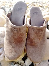 Ugg cloggs 5.5 for sale  BLYTH
