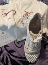 Christian Louboutin  comprar usado  Enviando para Brazil