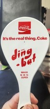 Coca-Cola Ding Bat 1970s Paddle Bat Toy Yoyo Vintage Barra de Leite Colecionável  comprar usado  Enviando para Brazil