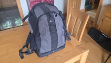 Borsa fotocamera lowepro usato  Spedire a Italy