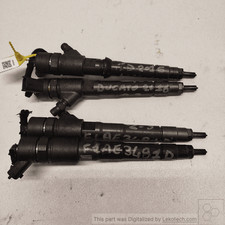 504389548 iniettore diesel usato  Italia