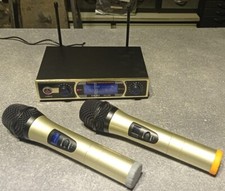 Radiomicrofono uhf zouxj usato Radiomicrofono uhf zouxj usato  Catania