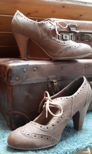 ladies vintage brogues for sale ladies vintage brogues for sale CRAWLEY