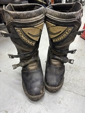 Forma trials boots for sale  LEICESTER