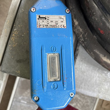 Vibratore calcestruzzo nuovo usato  Italia