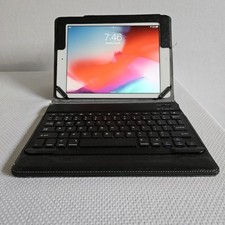 Apple iPad Air 1ª Geração 16GB Prata Cinza Espacial - Apenas Wi-Fi com Teclado Bluetooth comprar usado  Enviando para Brazil