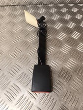 Attache ceinture gauche d'occasion  Tournus