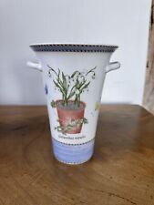 wedgwood queensware vase for sale  ROYSTON