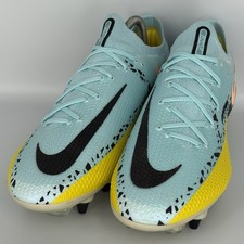 Brand new nike for sale  TENBY