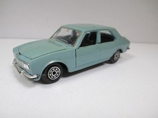 Peugeot 504 bleu d'occasion Peugeot 504 bleu d'occasion  France