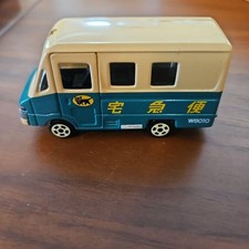 Tomica w8010 minicar d'occasion  Expédié en Belgium