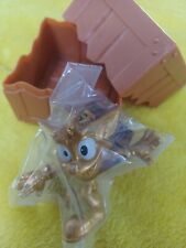 Gold crash bandicoot for sale  HAMPTON
