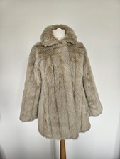 Cappotto pelliccia panna usato  Spedire a Italy