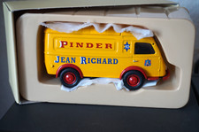 Corgi renault 1000 d'occasion  Dijon