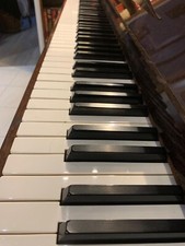Pianoforte verticale solido usato  Roma