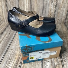 Otbt womens salem for sale  Hoffman Estates