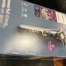 Barbeador Philips Norelco 5400, Barbeador Recarregável Molhado e Seco com Aparador Pop-Up, comprar usado  Enviando para Brazil