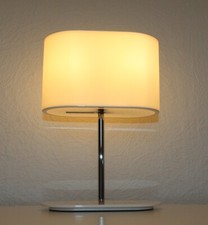 Lampada tavolo leia usato  Spedire a Italy