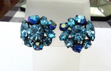 BRINCOS DE STRASS VINTAGE REGÊNCIA IMPRESSIONANTE CONJUNTO DE PINOS AZUL AURORA BOREALIS, usado comprar usado  Enviando para Brazil
